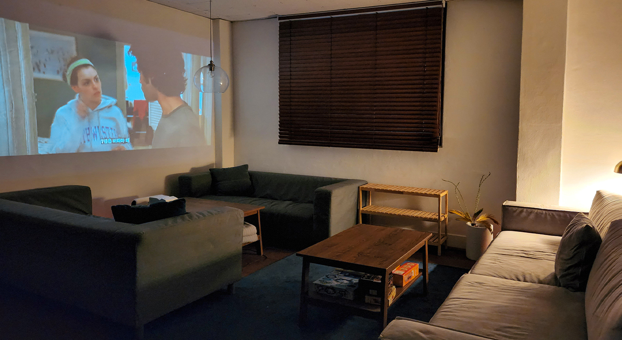 lounge-image