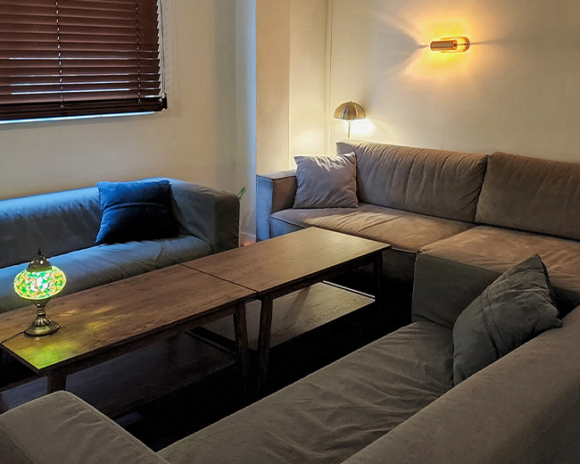 lounge-image